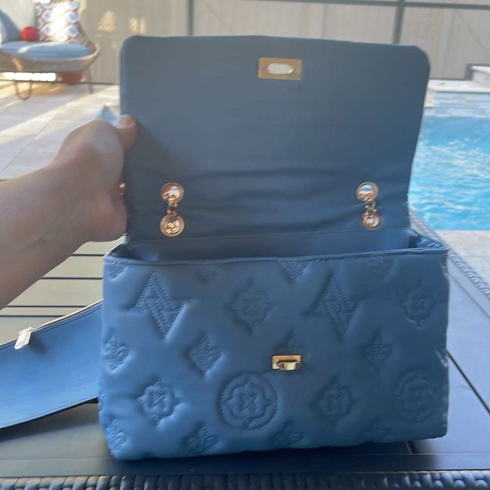 Purse - Picture 6 of 6